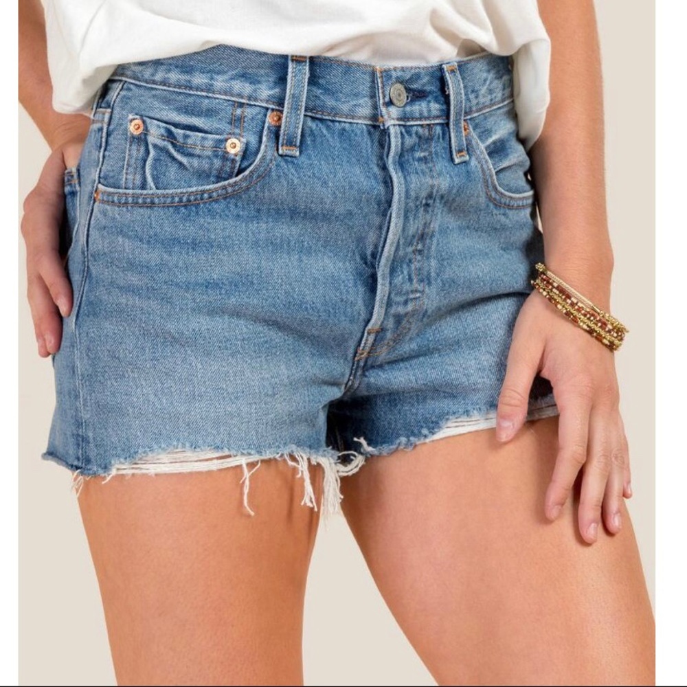Levi’s 501 High Rise Caught In The Middle Shorts